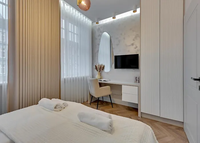 Old Town Szeroka By Downtown * グダニスク