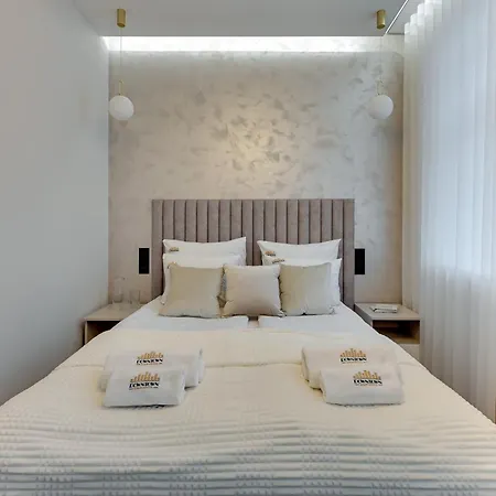 Old Town Szeroka By Downtown Apartment *